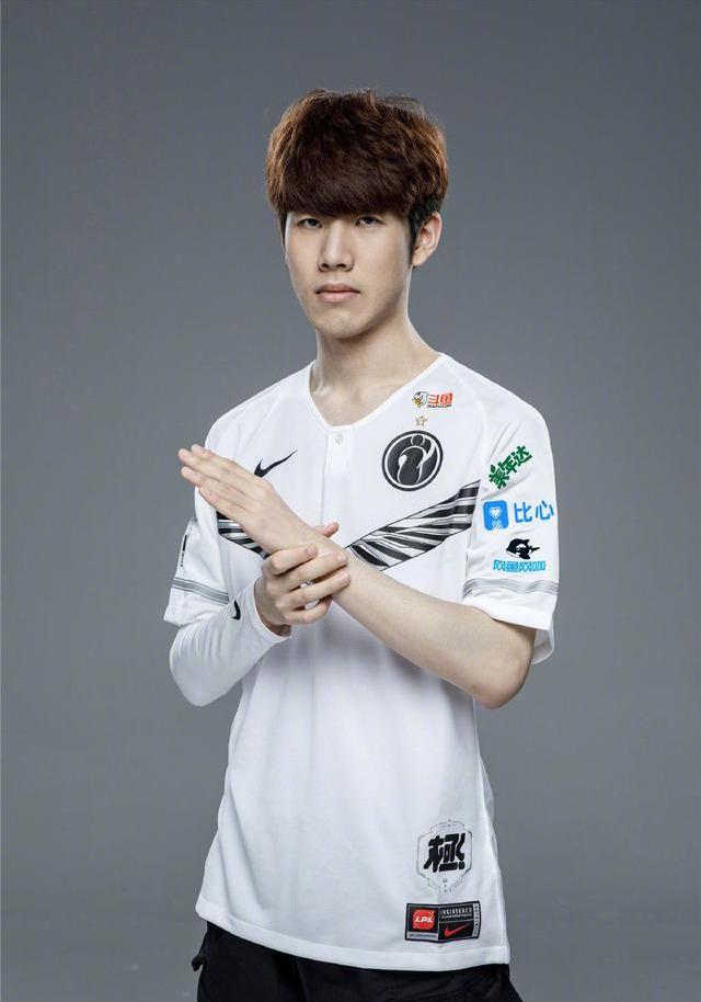 表现正是球 表现正是球